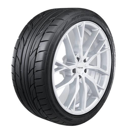 Nitto NT555 G2 Ultra High Performance Summer Tire - 265/35-22