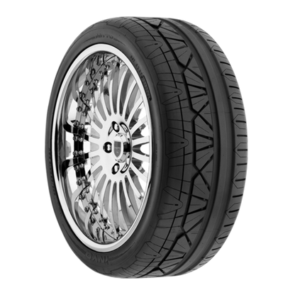 Nitto Performance Tire - 245/40-18